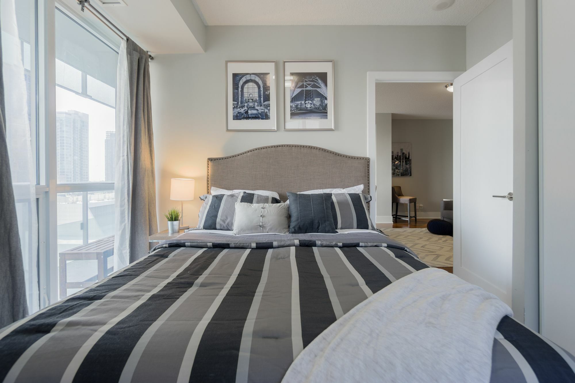 Diamond Suite Toronto Dış mekan fotoğraf